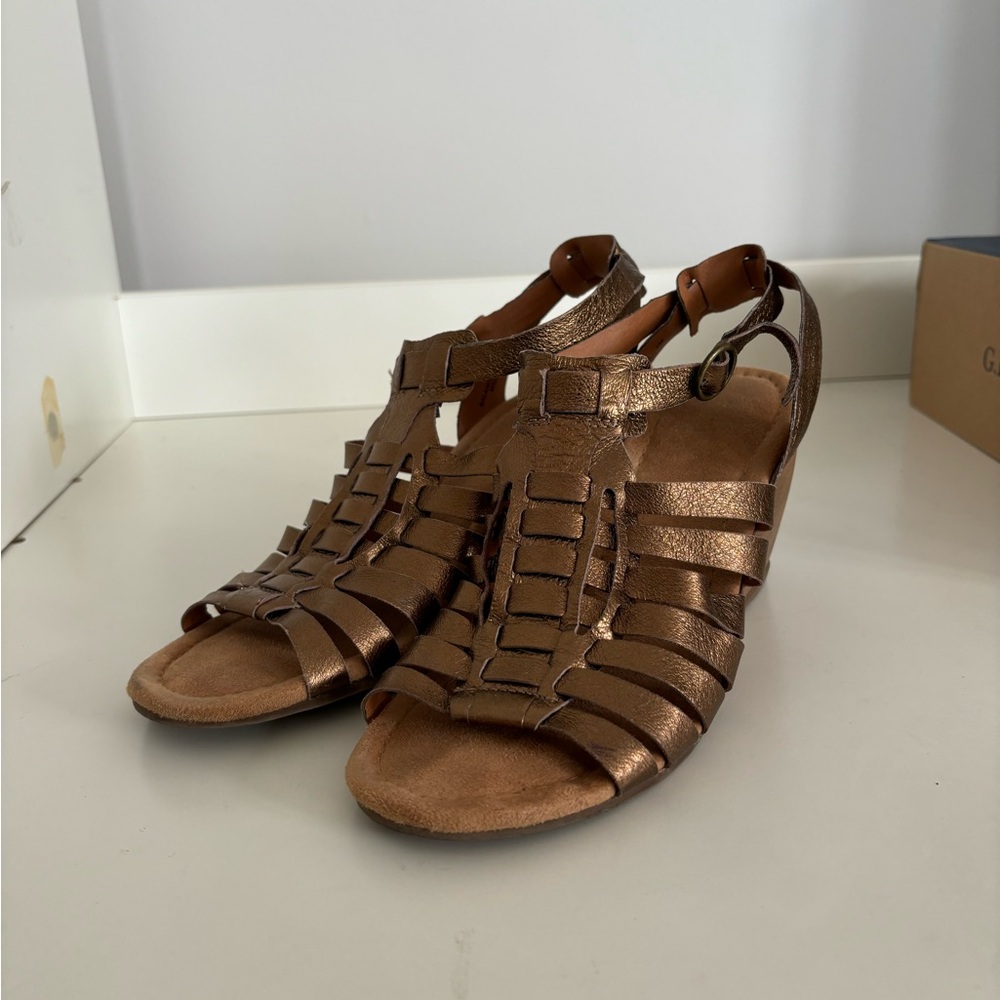 Sandal wedges